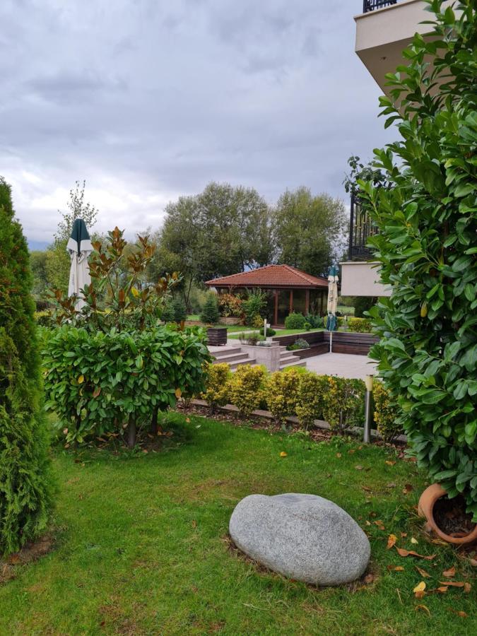 Guesthouse Green Fields Garmen Eksteriør bilde